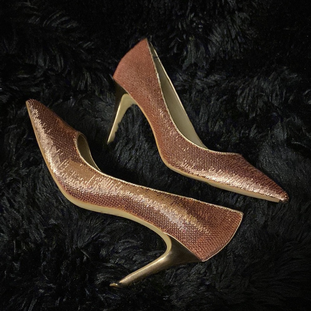 Rose gold short heel
